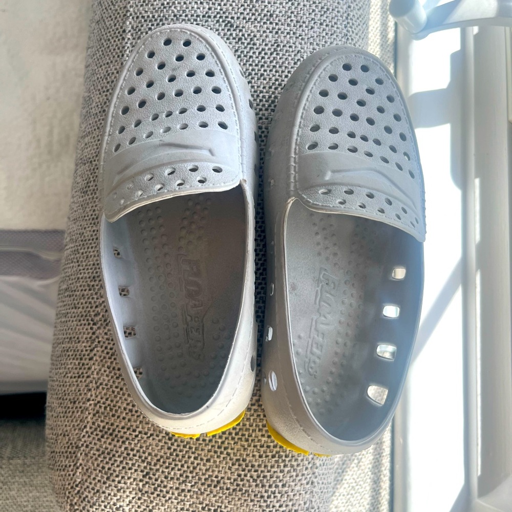 Floafers, grey and yellow, good condition, size 12